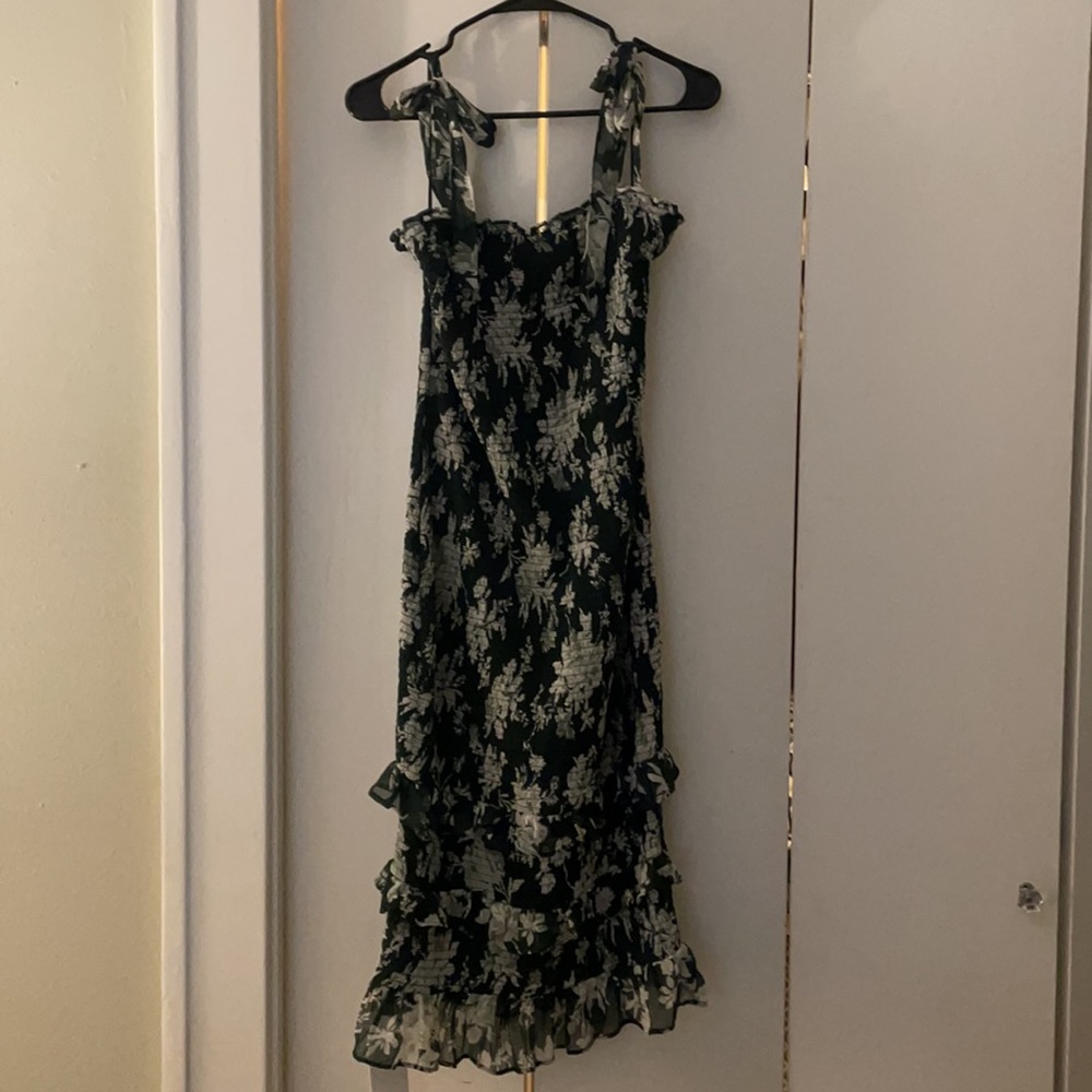NWT Abercrombie Ruched Midi Dress